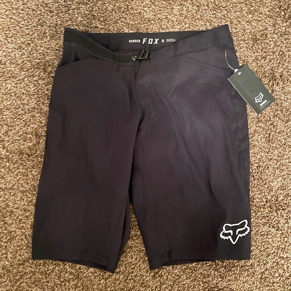 Women black Fox racing shorts 🖤